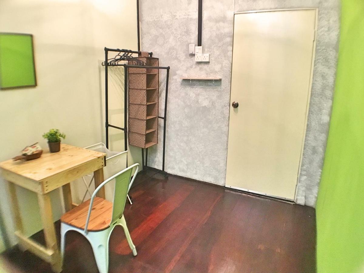 Lavender Green Home Malacca Kültér fotó